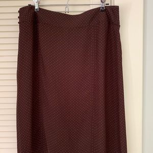 Gap skirt with pleats